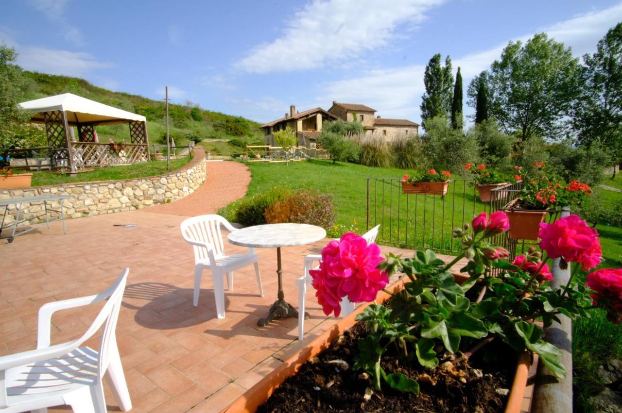 Agriturismo Lucertola Монтекатини-Валь-ди-Чечина Экстерьер фото