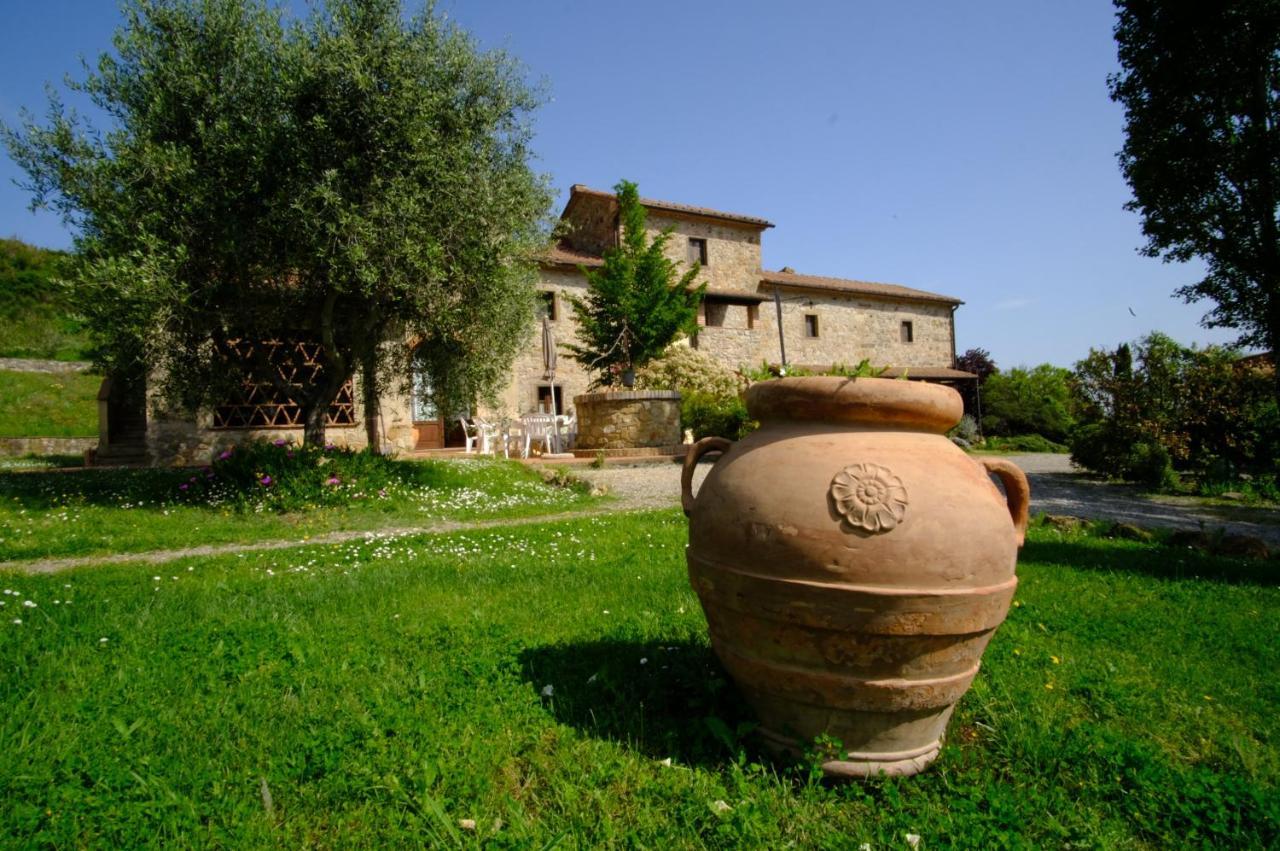 Agriturismo Lucertola Монтекатини-Валь-ди-Чечина Экстерьер фото