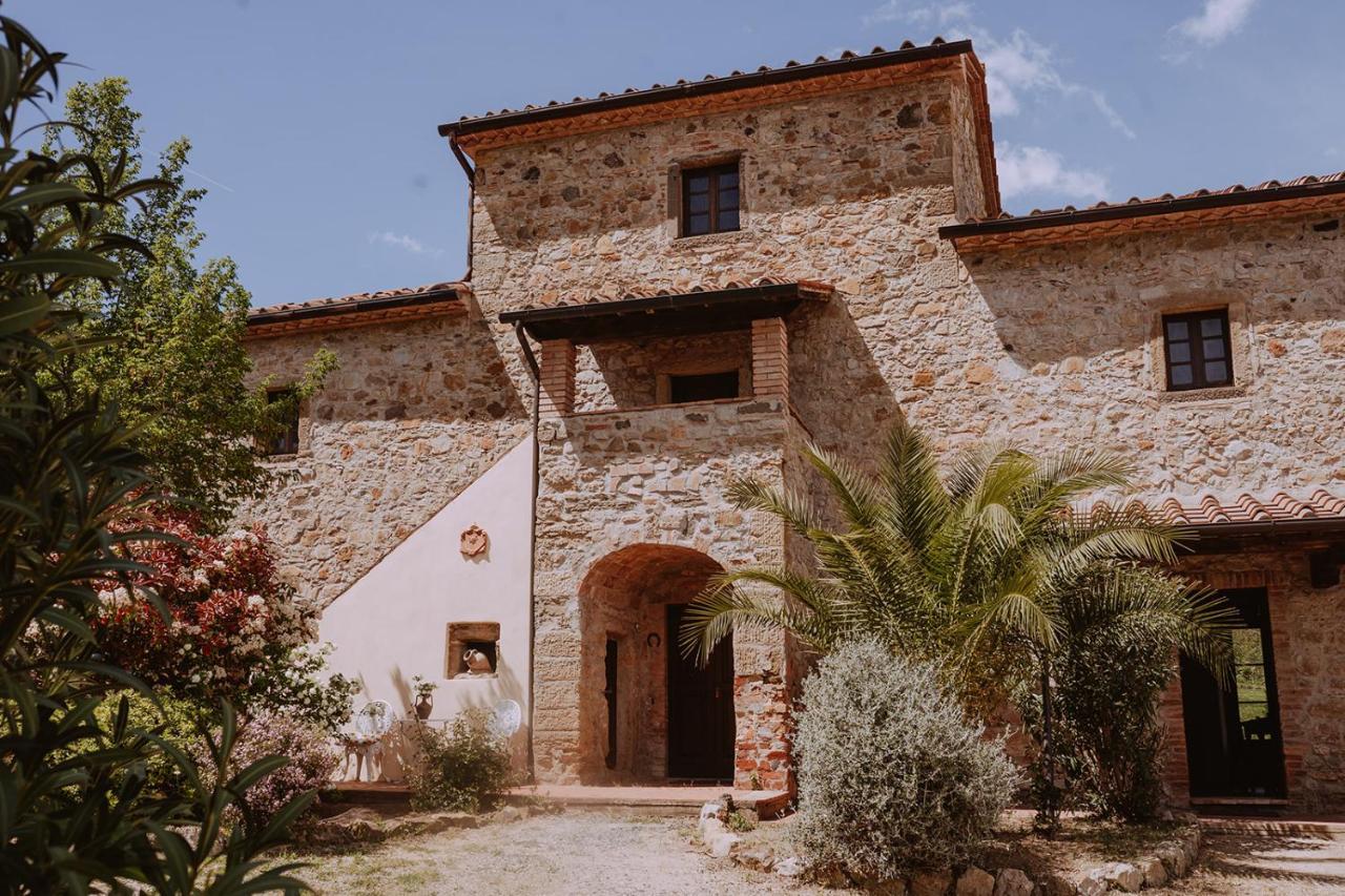 Agriturismo Lucertola Монтекатини-Валь-ди-Чечина Экстерьер фото