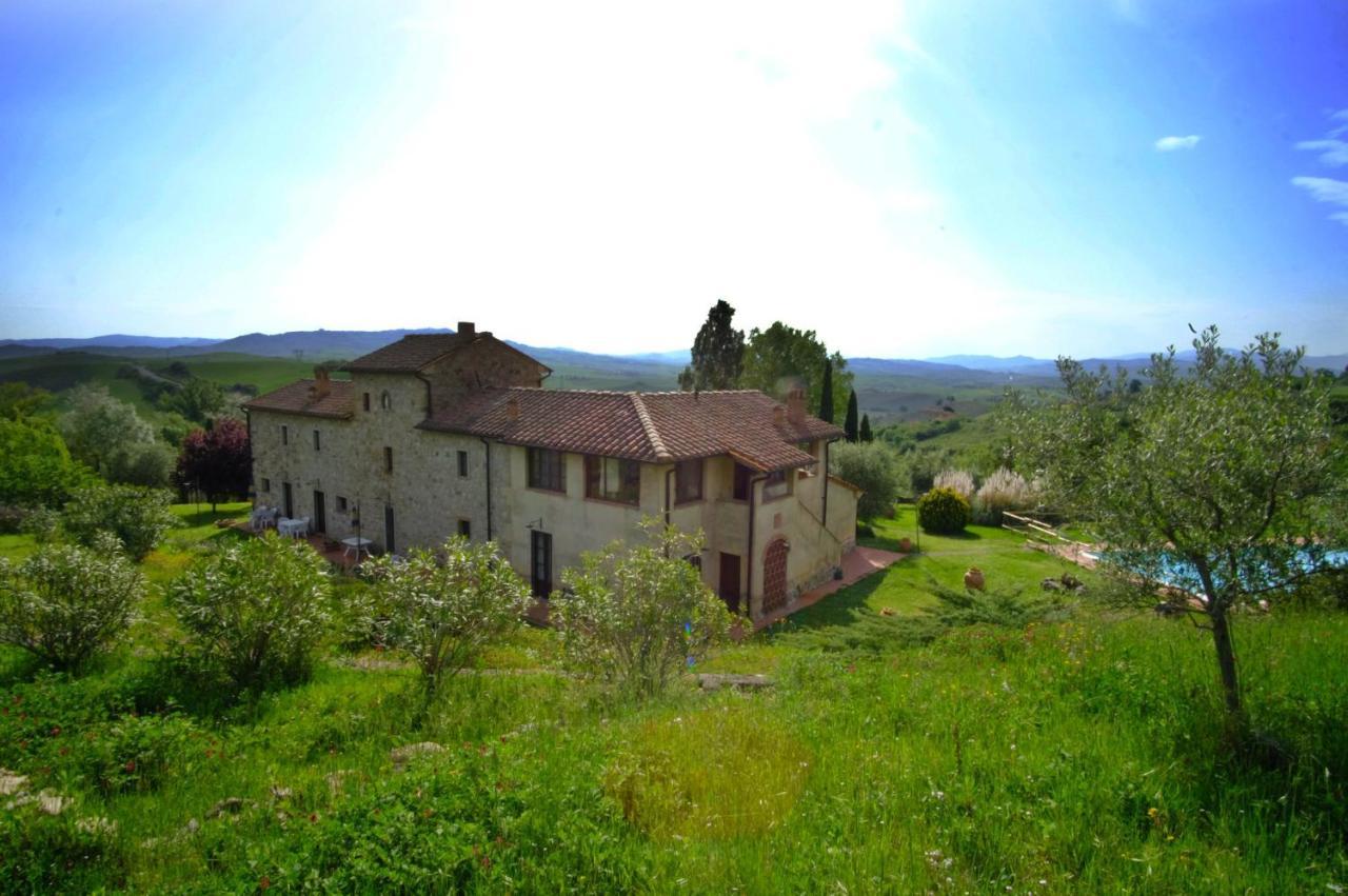 Agriturismo Lucertola Монтекатини-Валь-ди-Чечина Экстерьер фото