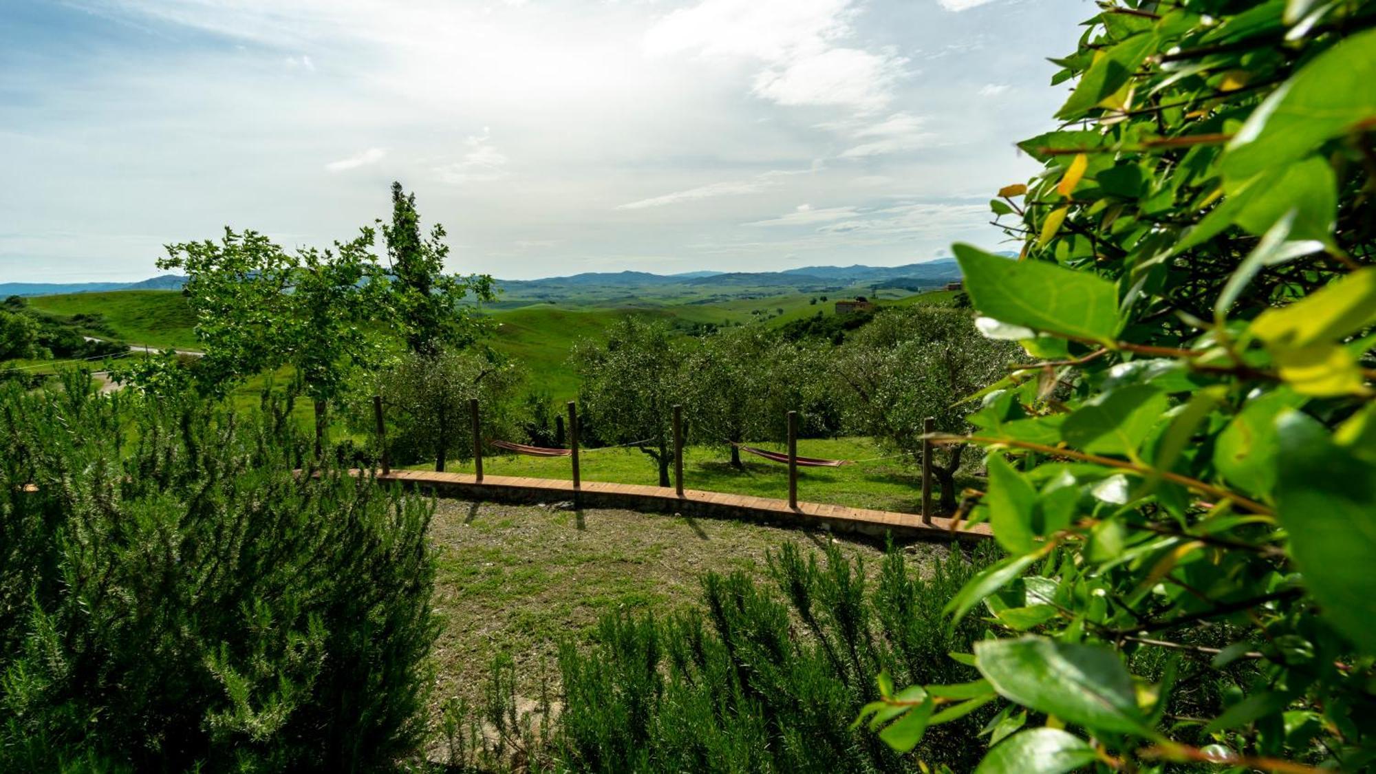 Agriturismo Lucertola Монтекатини-Валь-ди-Чечина Экстерьер фото