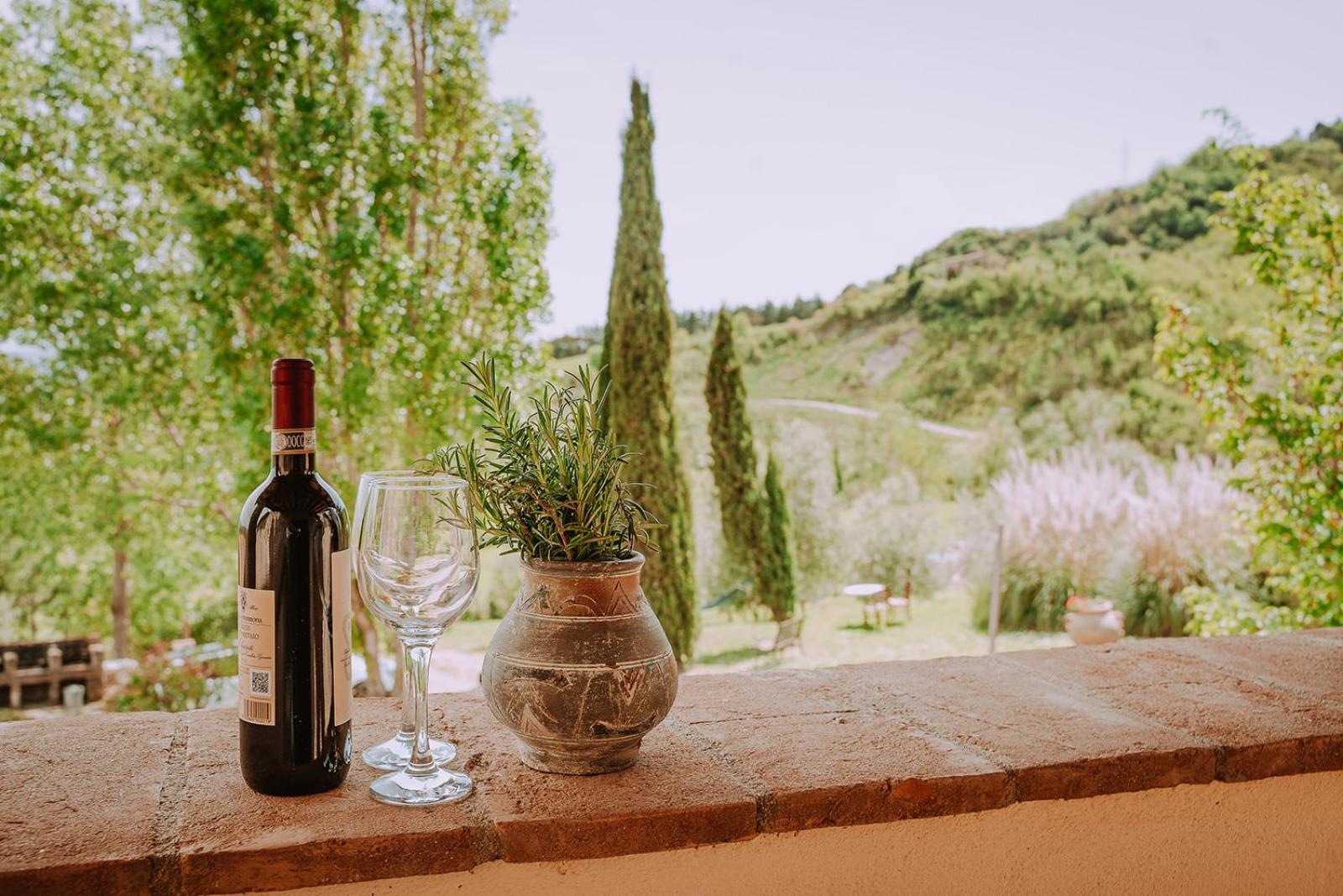 Agriturismo Lucertola Монтекатини-Валь-ди-Чечина Номер фото