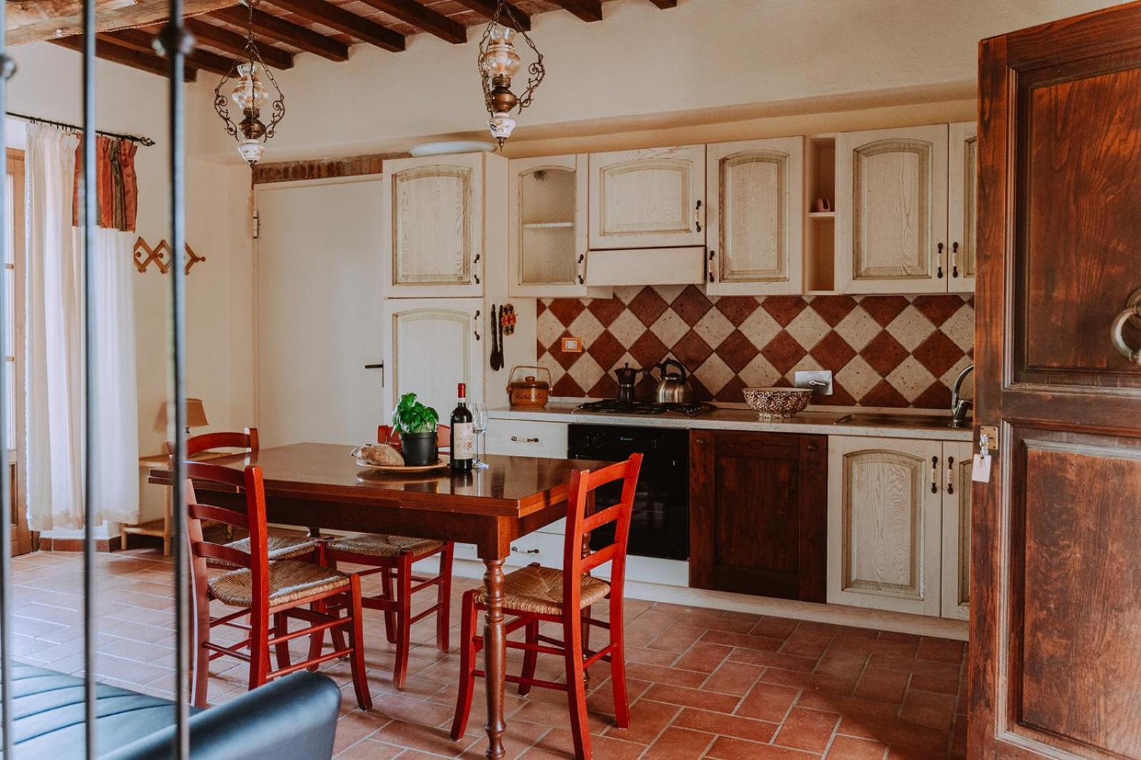 Agriturismo Lucertola Монтекатини-Валь-ди-Чечина Номер фото