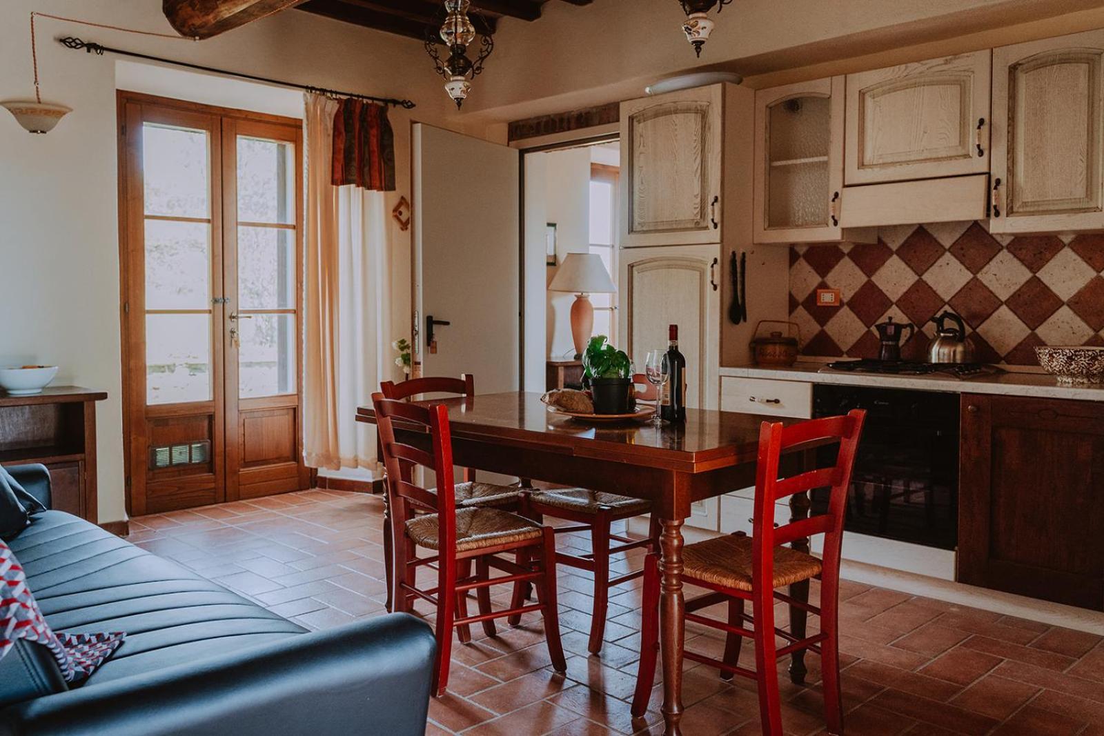Agriturismo Lucertola Монтекатини-Валь-ди-Чечина Номер фото