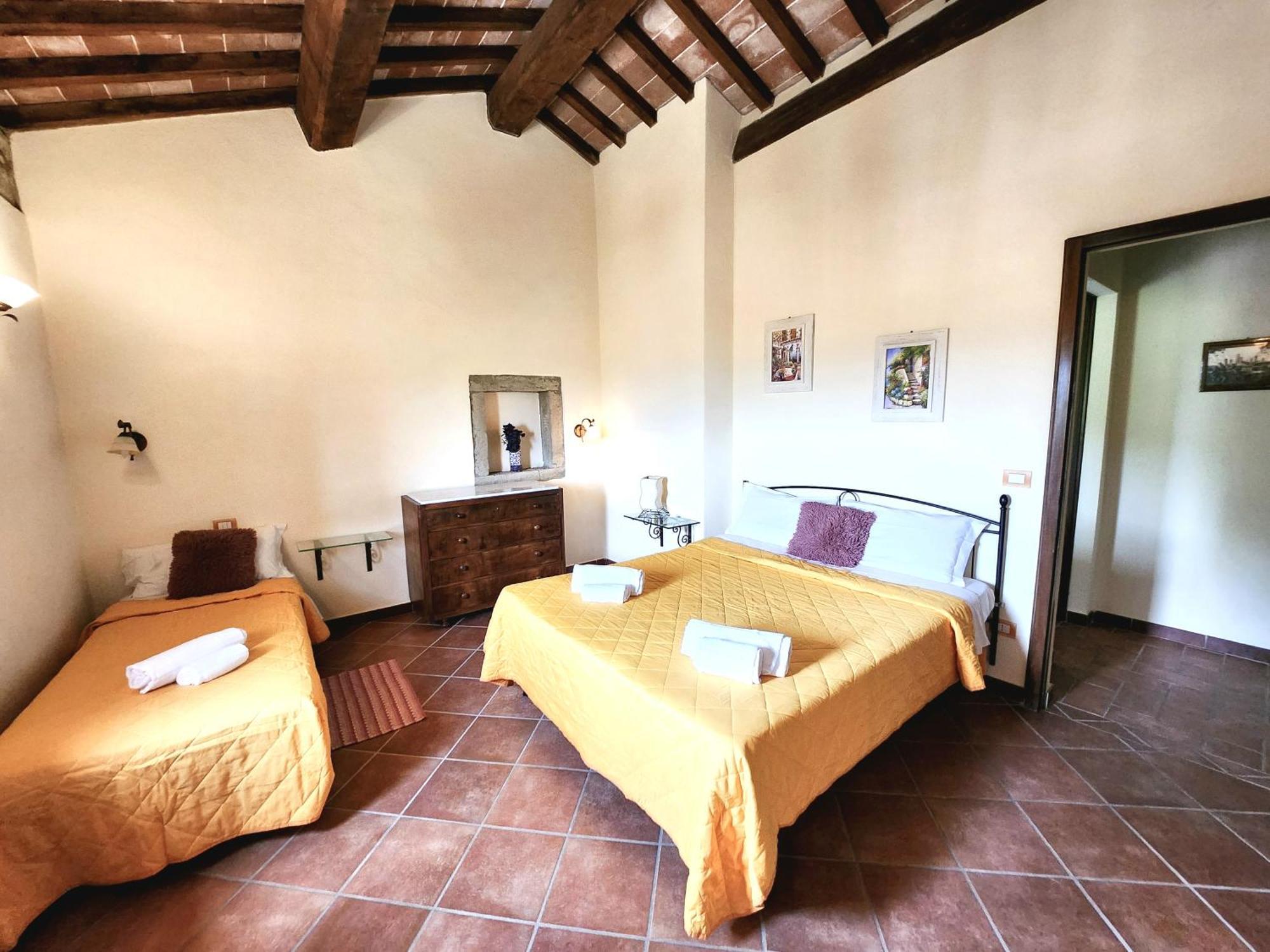 Agriturismo Lucertola Монтекатини-Валь-ди-Чечина Номер фото