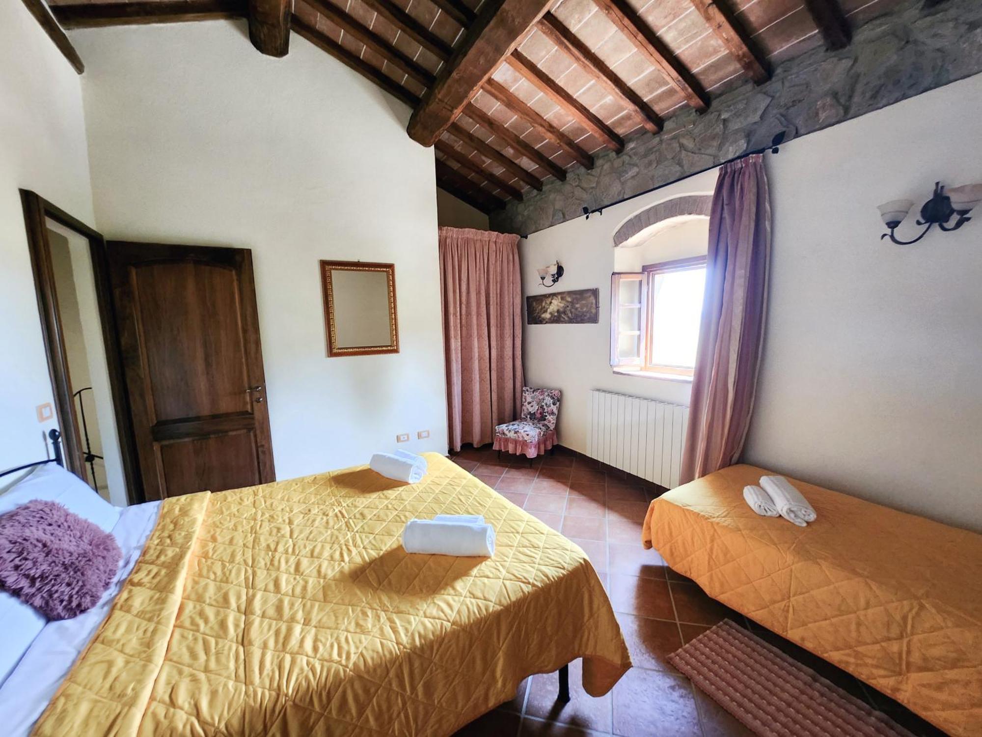 Agriturismo Lucertola Монтекатини-Валь-ди-Чечина Номер фото