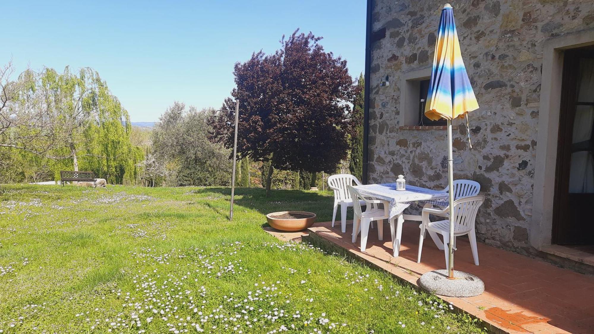 Agriturismo Lucertola Монтекатини-Валь-ди-Чечина Экстерьер фото