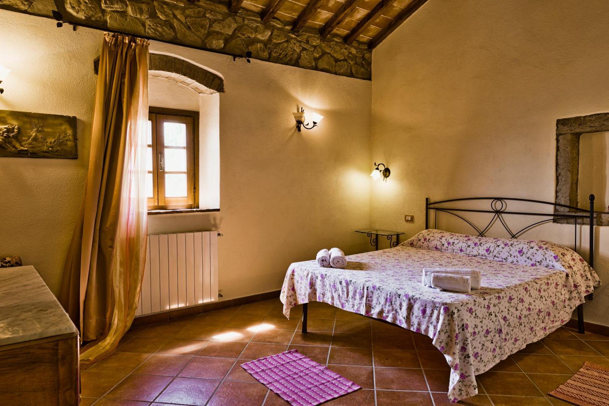 Agriturismo Lucertola Монтекатини-Валь-ди-Чечина Номер фото