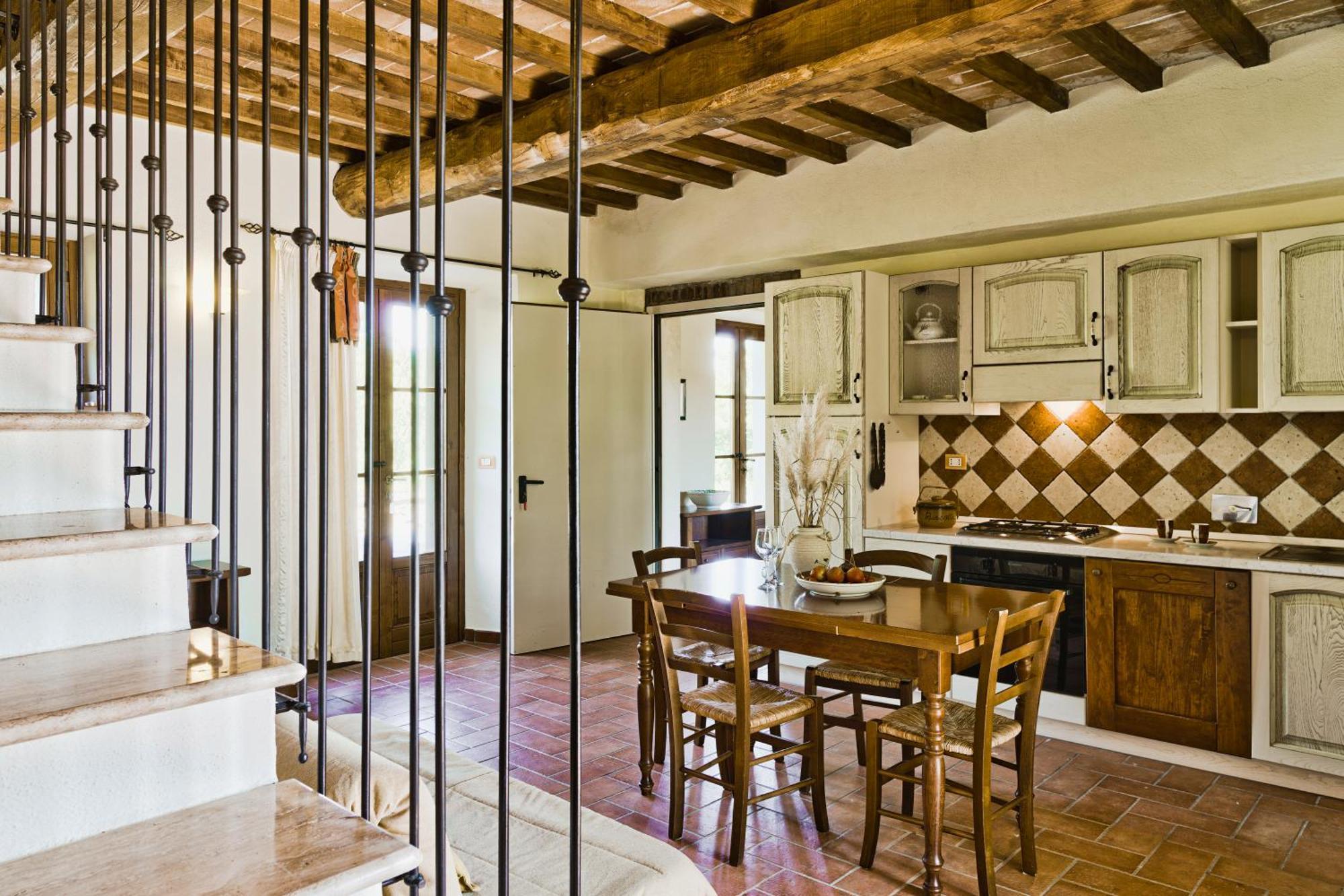 Agriturismo Lucertola Монтекатини-Валь-ди-Чечина Номер фото